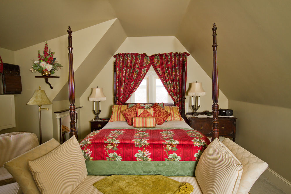 Victoria'S Historic Inn Wolfville Esterno foto